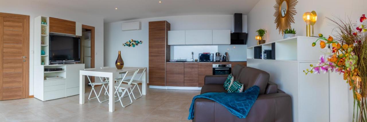 Vistazur Luxueux Appartement Avec Terrasse Et Piscine Le Le Rayol-Canadel-sur-Mer Exterior foto